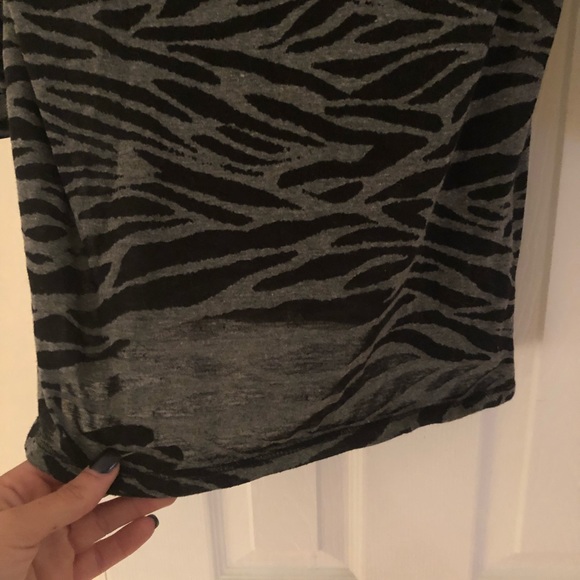 Style and co sheer shirt - Picture 2 of 3